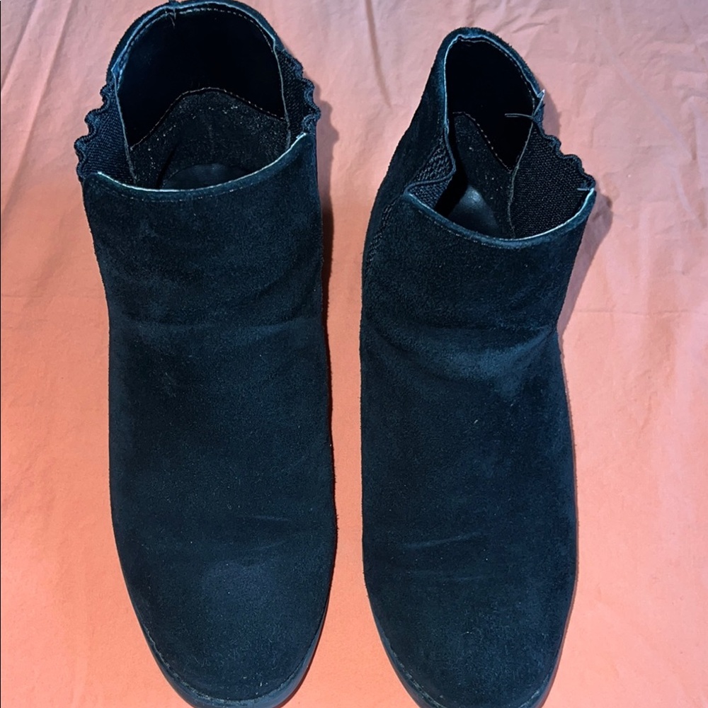 Laura Scott Black Heeled Boots